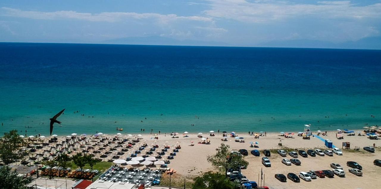Halkidiki beach apartments 1 Nea Kallikratia Vergia beach Nea Kallikrateia Exteriör bild