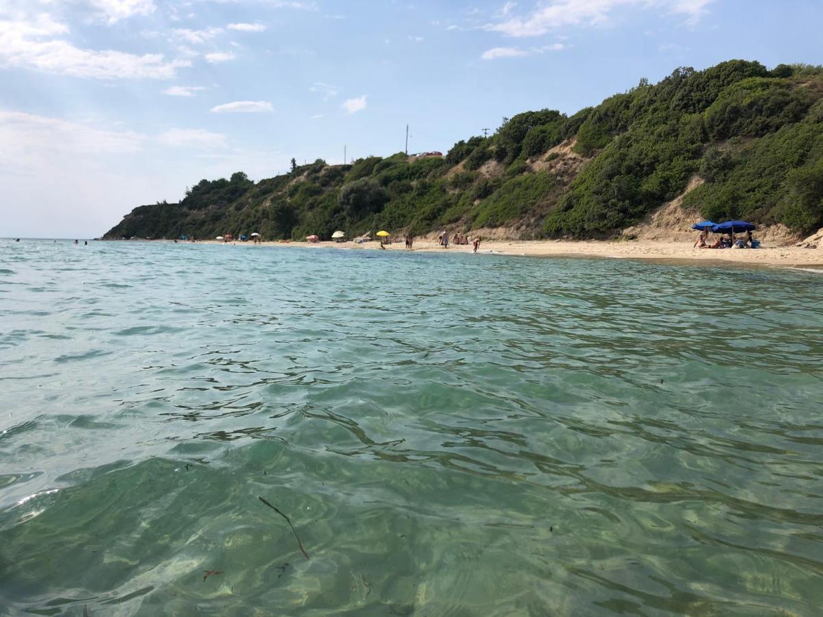 Halkidiki beach apartments 1 Nea Kallikratia Vergia beach Nea Kallikrateia Exteriör bild